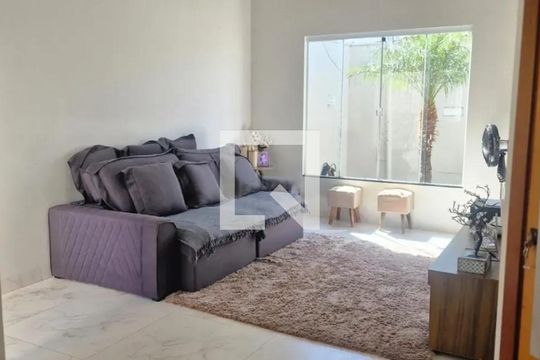 Sala de casa para alugar com 3 quartos, 180m² em Santa Rosa, Uberlândia