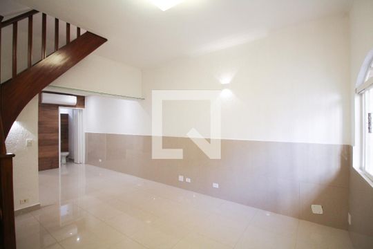 Sala de casa à venda com 2 quartos, 115m² em Indianópolis, São Paulo