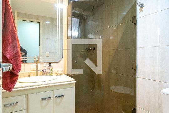 Banheiro  de apartamento para alugar com 3 quartos, 88m² em Vila Carrão, São Paulo