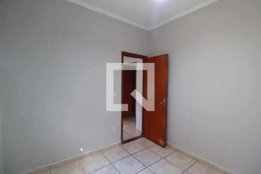 Quarto 1 de casa para alugar com 2 quartos, 150m² em Parque dos Pinos, Ribeirão Preto