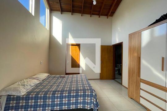 Casa à venda com 2 quartos, 120m² em Campestre, São Leopoldo