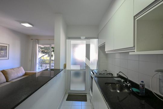 Cozinha de apartamento para alugar com 2 quartos, 65m² em Morumbi, São Paulo