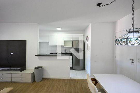 Sala de apartamento para alugar com 2 quartos, 65m² em Morumbi, São Paulo