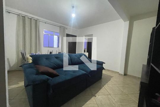 Sala de casa à venda com 5 quartos, 109m² em Grajaú, São Paulo