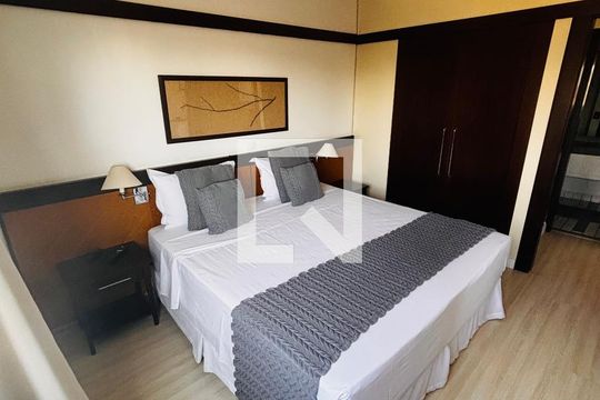 Quarto  de apartamento à venda com 1 quarto, 39m² em Alphaville Industrial, Barueri