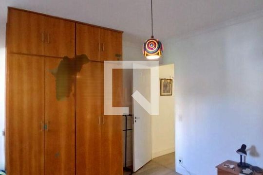 Casa à venda com 2 quartos, 75m² em Vila Baby, São Paulo