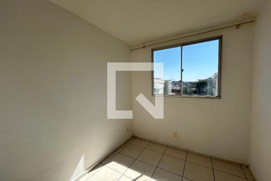 Quarto 1 de apartamento para alugar com 2 quartos, 47m² em Honório Gurgel, Rio de Janeiro