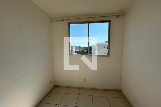 Quarto 1 de apartamento para alugar com 2 quartos, 47m² em Honório Gurgel, Rio de Janeiro