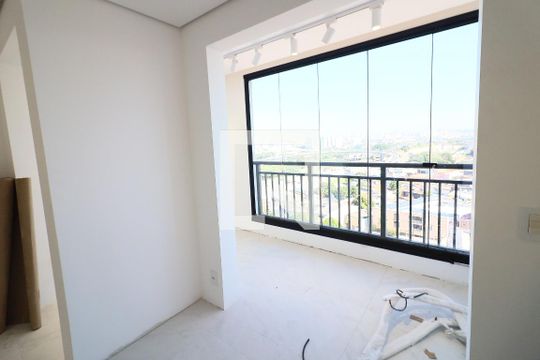 Sala/Cozinha de apartamento à venda com 2 quartos, 57m² em Ayrosa, Osasco