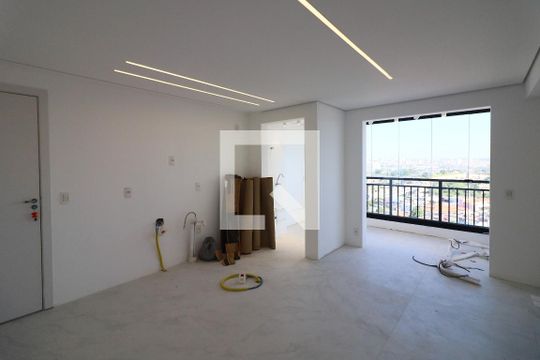 Sala/Cozinha de apartamento à venda com 2 quartos, 57m² em Ayrosa, Osasco