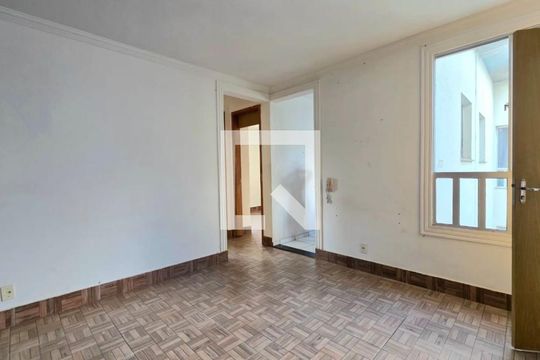 Suíte de apartamento para alugar com 2 quartos, 50m² em Bernardo de Souzaa, Vespasiano