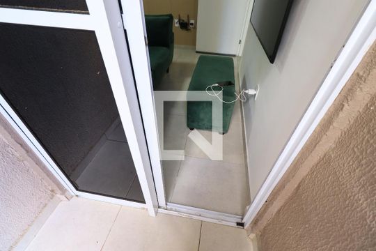 Apartamento para alugar com 2 quartos, 50m² em Fazenda Grande Iv, Salvador