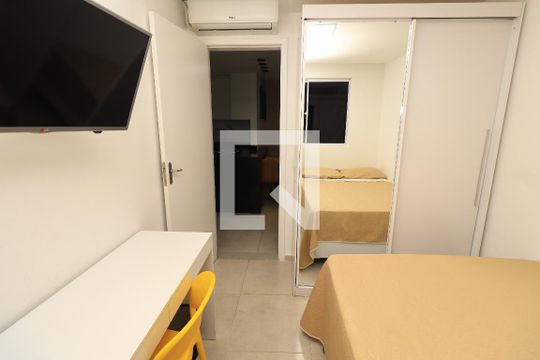 Apartamento para alugar com 2 quartos, 50m² em Fazenda Grande Iv, Salvador