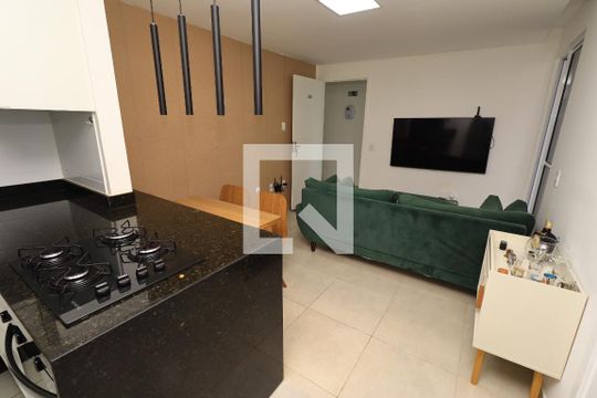 Apartamento para alugar com 2 quartos, 50m² em Fazenda Grande Iv, Salvador