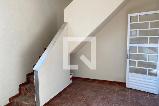 Casa para alugar com 2 quartos, 70m² em Cavalcanti, Rio de Janeiro