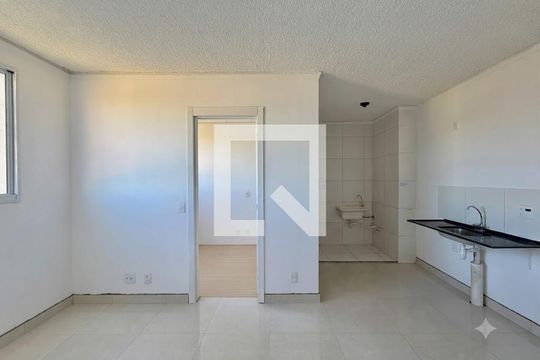 Sala  de apartamento para alugar com 2 quartos, 36m² em Jardim Sao Luis, São Paulo