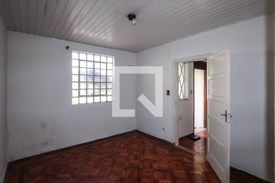 Sala 2 de casa à venda com 3 quartos, 200m² em Cambuci, São Paulo