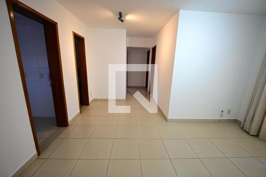 Apartamento à venda com 3 quartos, 81m² em Serrinha, Goiânia