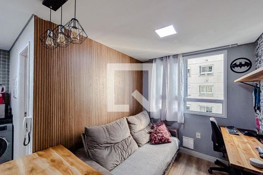Sala de apartamento para alugar com 2 quartos, 33m² em Cidade Mãe do Céu, São Paulo