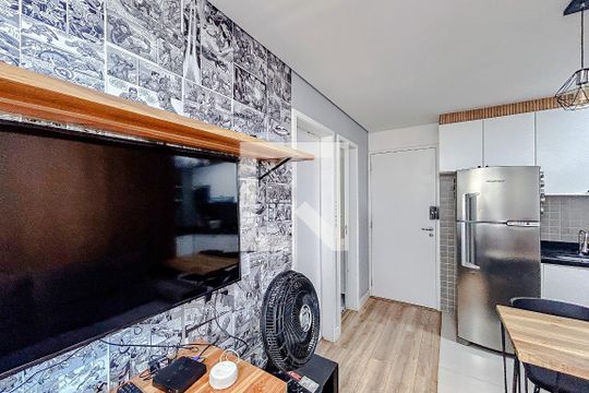 Sala de apartamento para alugar com 2 quartos, 33m² em Cidade Mãe do Céu, São Paulo