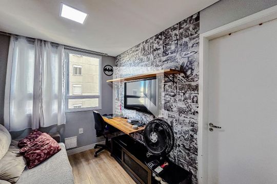 Sala de apartamento para alugar com 2 quartos, 33m² em Cidade Mãe do Céu, São Paulo