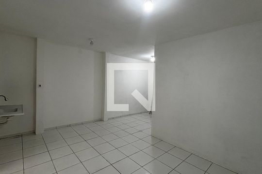 Studio de casa para alugar com 1 quarto, 20m² em Jardim Paraiso, Santo André