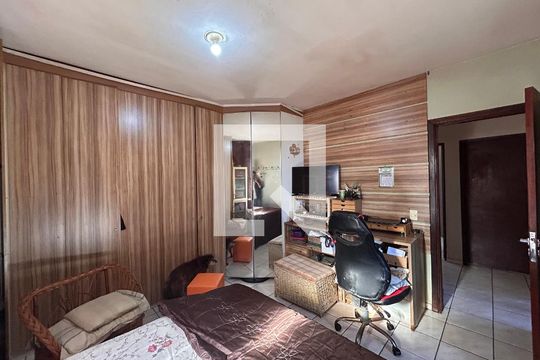 Quarto 1 - Suíte 1  de casa à venda com 3 quartos, 240m² em Vila Santana, São Paulo