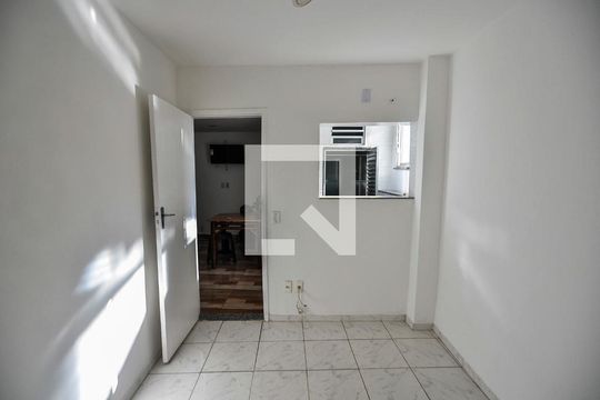 Sala de apartamento para alugar com 1 quarto, 40m² em Tijuca, Rio de Janeiro