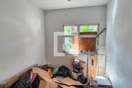 Casa à venda com 3 quartos, 75m² em Bonsucesso, Rio de Janeiro