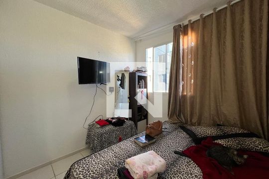 Apartamento à venda com 2 quartos, 42m² em Caiapos, Contagem