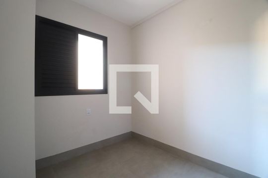 Quarto 1 de apartamento para alugar com 3 quartos, 82m² em Santa Mônica, Uberlândia