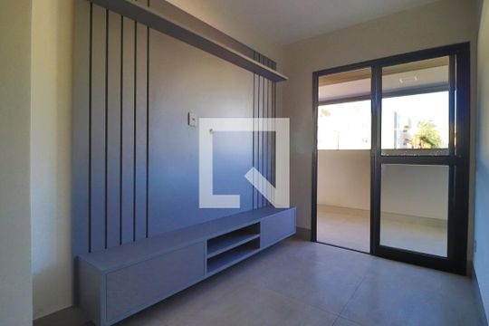 Sala de apartamento para alugar com 3 quartos, 82m² em Santa Mônica, Uberlândia