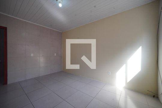 Suíte de casa para alugar com 1 quarto, 45m² em Monte Cristo, Florianópolis
