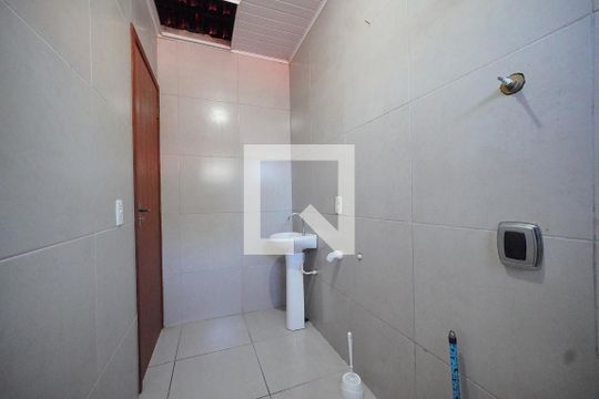 Banheiro da Suíte de casa para alugar com 1 quarto, 45m² em Monte Cristo, Florianópolis