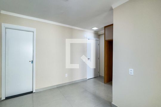 Sala de apartamento para alugar com 2 quartos, 44m² em Várzea de Baixo, São Paulo