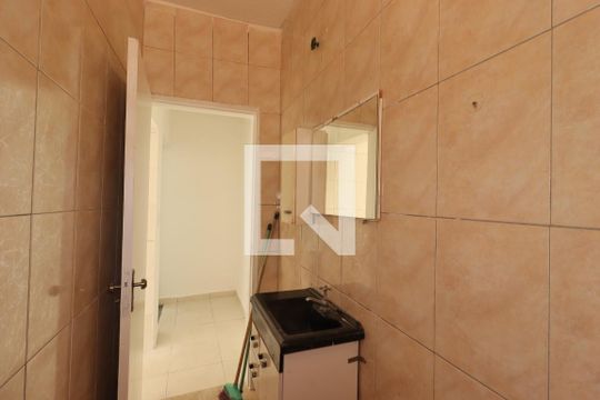 Banheiro de casa para alugar com 1 quarto, 50m² em Vila Apiai, Santo André