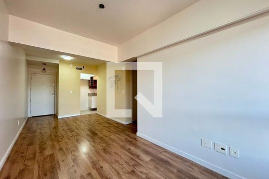 Sala de apartamento para alugar com 2 quartos, 58m² em Medianeira, Porto Alegre