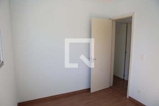 Quarto 1 de apartamento para alugar com 2 quartos, 47m² em Camargos, Belo Horizonte