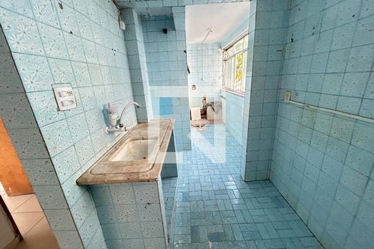 Cozinha de apartamento à venda com 2 quartos, 63m² em Inhaúma, Rio de Janeiro