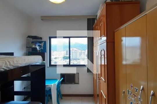 Quarto de apartamento à venda com 4 quartos, 105m² em Todos os Santos, Rio de Janeiro