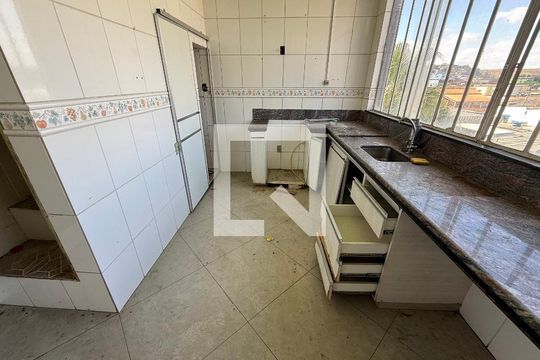 Cozinha de casa à venda com 4 quartos, 360m² em Pindorama, Belo Horizonte