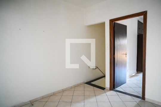 Sala 2 de casa para alugar com 2 quartos, 100m² em Vila Moraes, São Paulo