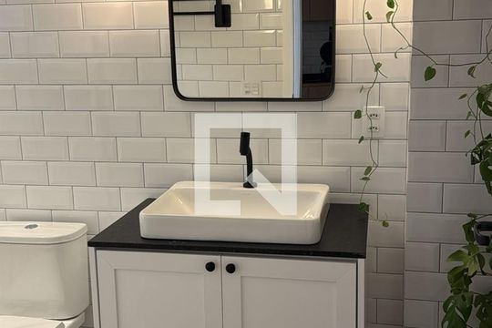 Banheiro de apartamento à venda com 1 quarto, 60m² em Campos Elíseos, São Paulo