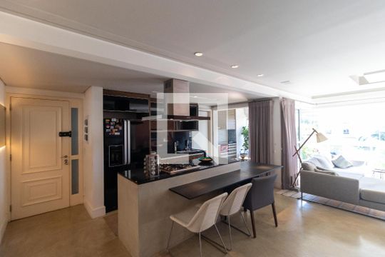 Salas de apartamento para alugar com 2 quartos, 103m² em Jardim Madalena, Campinas