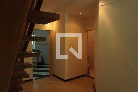 Sala 1 de casa para alugar com 4 quartos, 232m² em Jardim Acapulco, São Carlos