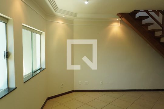Sala 1 de casa para alugar com 4 quartos, 232m² em Jardim Acapulco, São Carlos