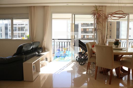 Sala de apartamento à venda com 3 quartos, 134m² em Alto da Lapa, São Paulo