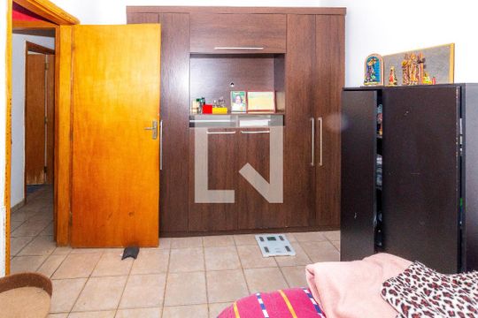 Quarto 1 de casa à venda com 3 quartos, 183m² em Cidade Dutra, São Paulo