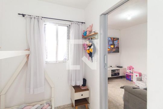 Quarto 2 de casa à venda com 4 quartos, 127m² em Bussocaba, Osasco