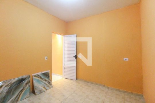 Quarto 2 de casa para alugar com 2 quartos, 85m² em Parque Guaianazes, São Paulo